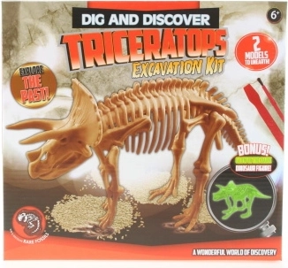 Dinoszaurusz csontváz kifaragása triceratopszszal, sötétben világító figurával