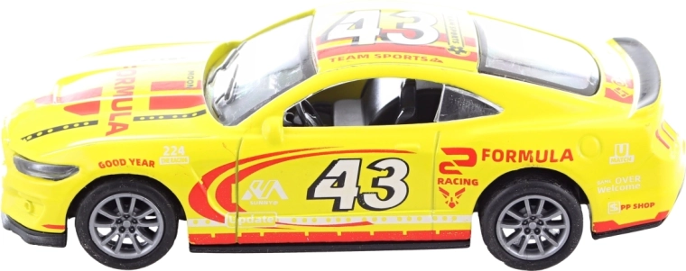 Sportos dizájn valósághű részletekkel