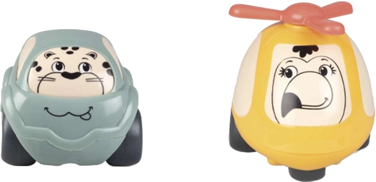 Kisautóval és helikopterrel együtt