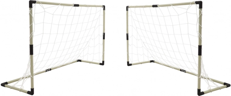 Két focikapu készlet eredményjelző táblával és kiegészítőkkel