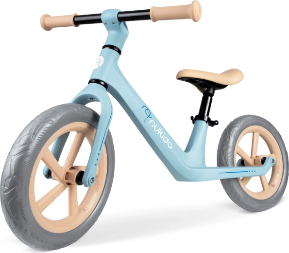 Karbantartásmentes, 12"-es EVA hab kerekek