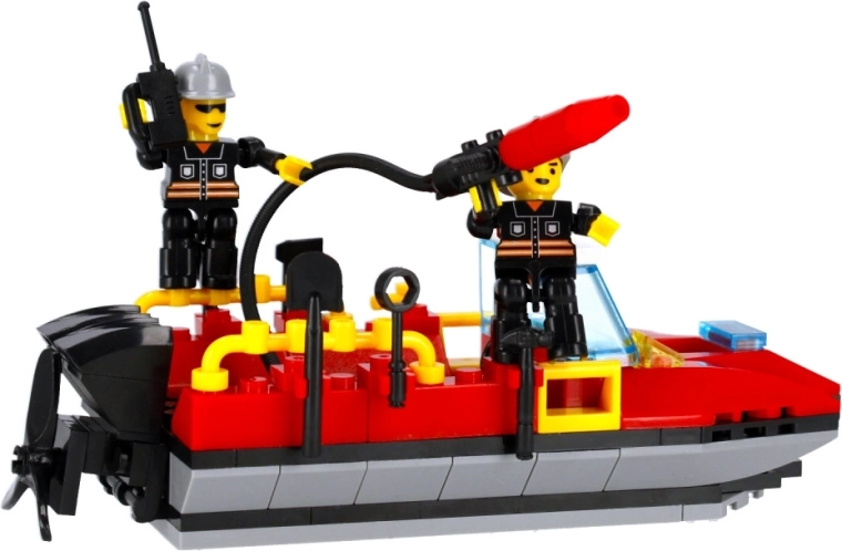 A csónak valósághű részletei