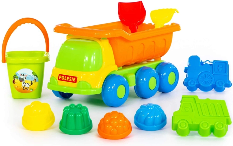 Nagy teherautó billenőplatóval