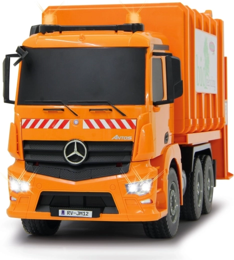 Hivatalos Mercedes-Benz licenc és realisztikus kidolgozás