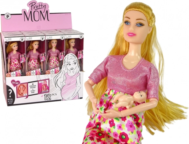 Terhes Baba Rózsaszín Ruhában Virágokkal