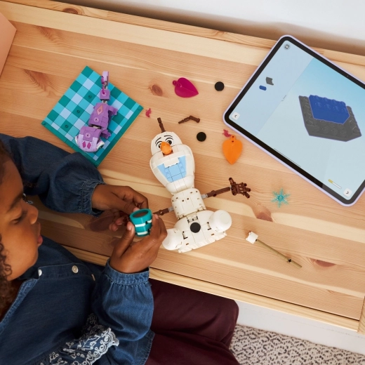 Építés LEGO Builder támogatással