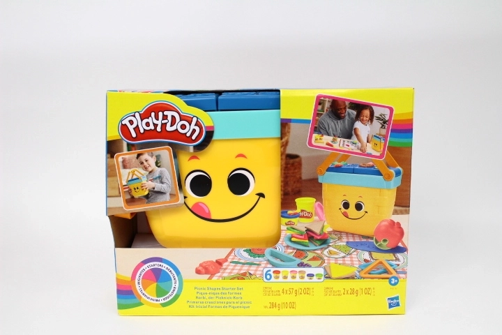 Play-Doh kreatív piknikkészlet gyurmával és eszközökkel
