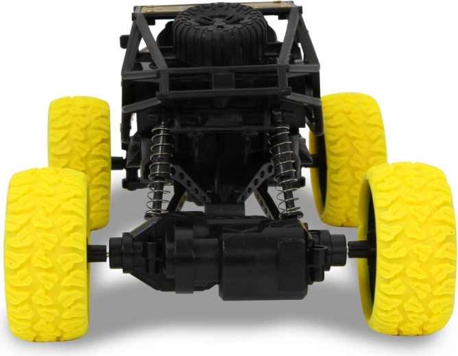 Tartós DieCast karosszéria és gumírozott, erősen mintázott gumik