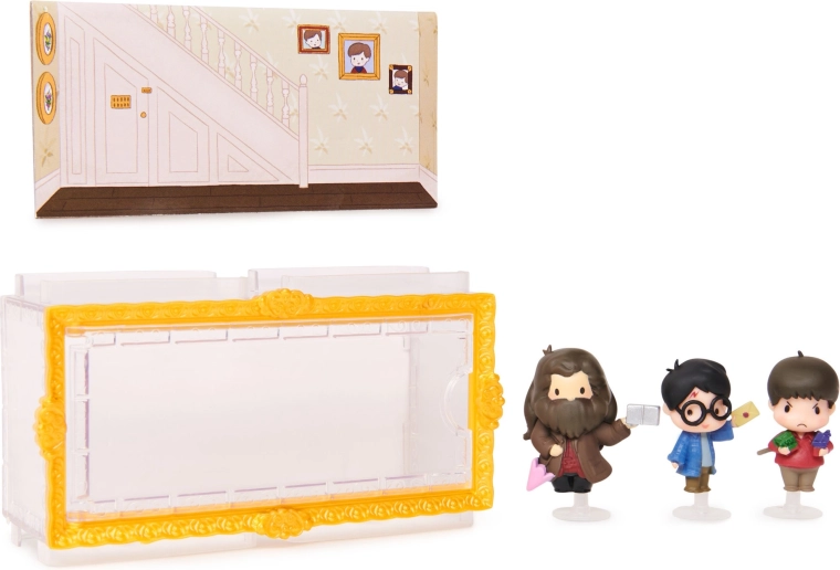 Részletgazdag mini figurák kiegészítőkkel