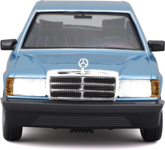 Realista karosszéria Diamond Blue árnyalatban