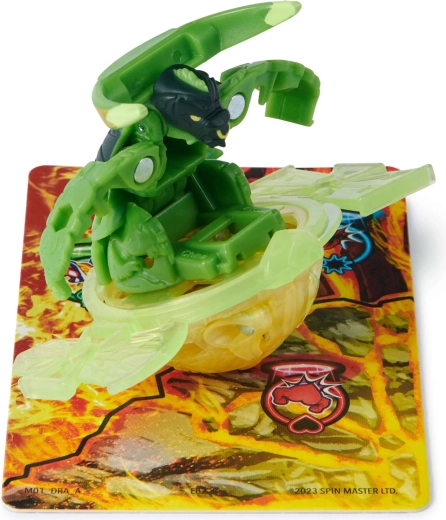 Átalakulás labdából harcossá egy szempillantás alatt