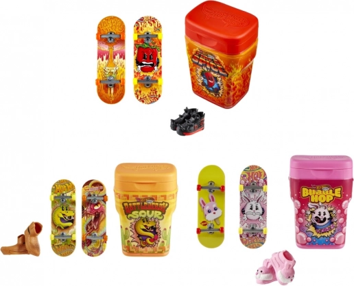 HOT WHEELS ujjdeszka-doboz – 2 ujjdeszka és levehető deszkás cipők