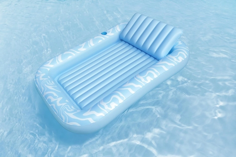 Maximális kényelem a formázott fejtámasznak köszönhetően