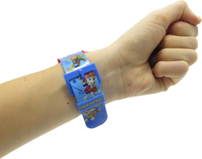 Kényelmes viselet a kicsi csuklókra