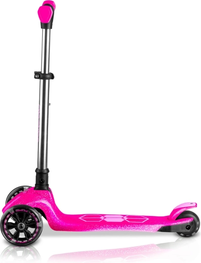 A gyerekkel együtt nő: magasságban állítható kormány