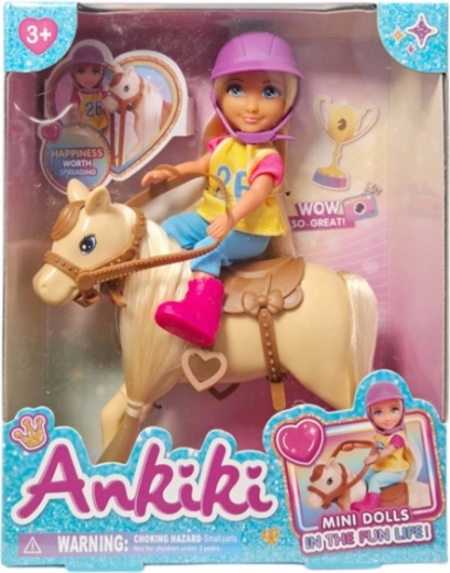 Baba lovacskával és lovasfelszereléssel