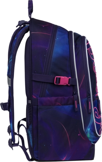 Tartós anyagok, YKK cipzárak és fényvisszaverő biztonság