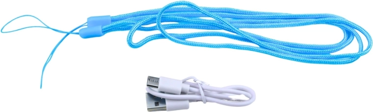 USB‑C töltés és nyakban hordás