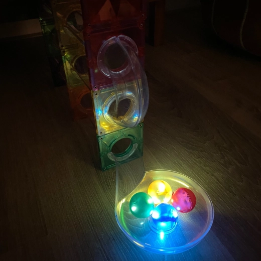 Világító golyók a „wow” élményért