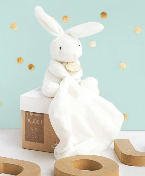 Doudou ajándékszett - nyuszi rongyival 10 cm
