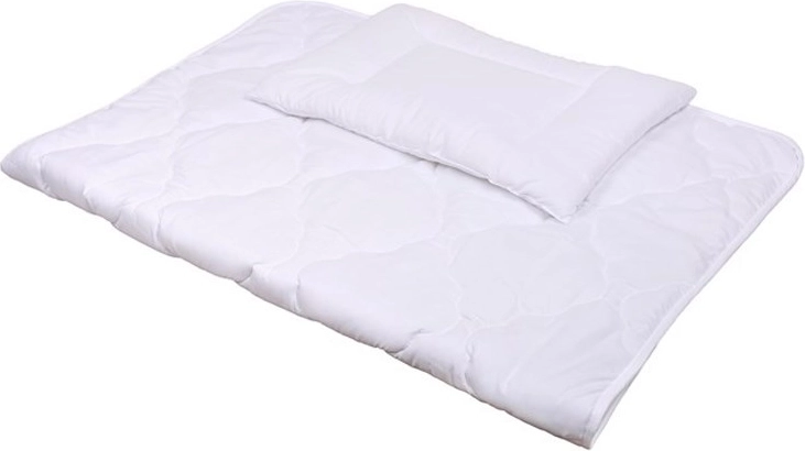 Kényelmes, steppelt takaró és párna