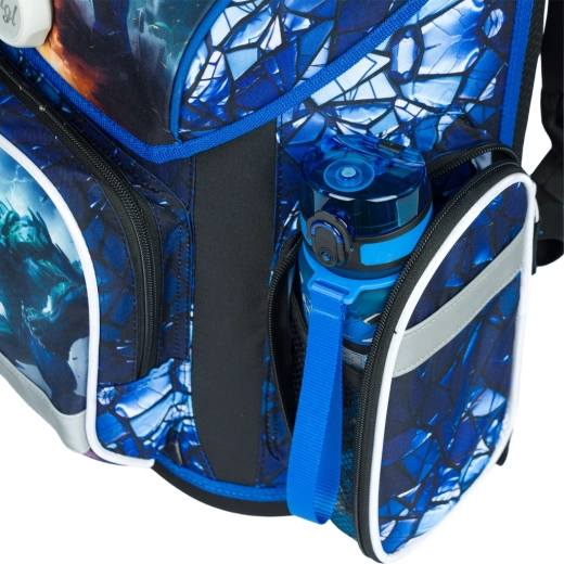 Okos belső elrendezés és szigetelt uzsonnás zseb