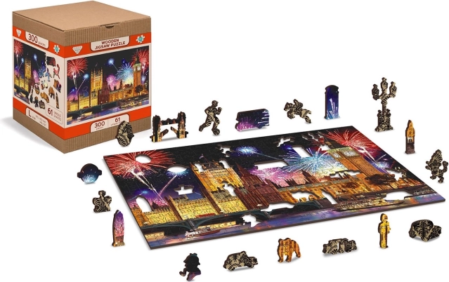 Fából készült puzzle London éjjel tűzijátékkal