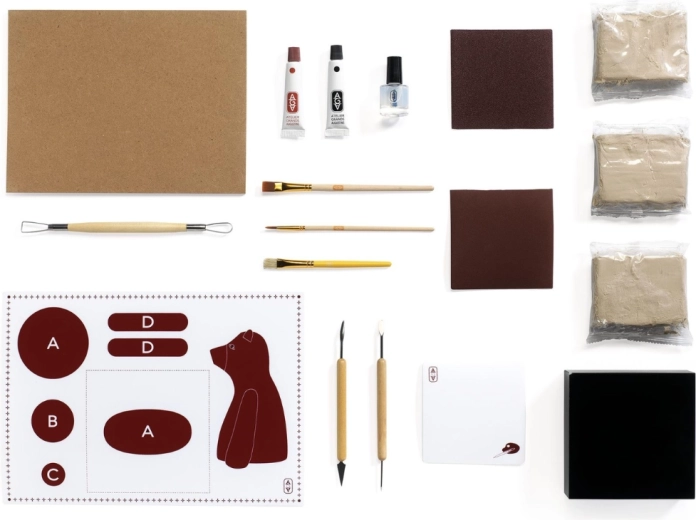 Teljes eszközkészlet és rendezett tárolódoboz