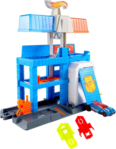 Három szint tele akcióval és gyors kijáratokkal