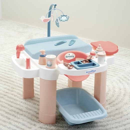 Minden a gondozáshoz, etetéshez és fürdetéshez egy készletben