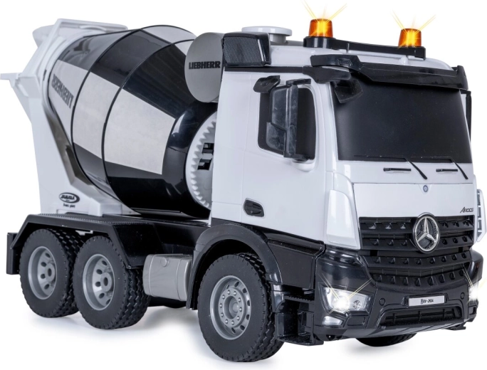 4×4-es hajtás és fényeffektek