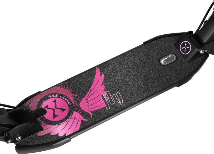 Összecsukható váz és csúszásgátlós deck