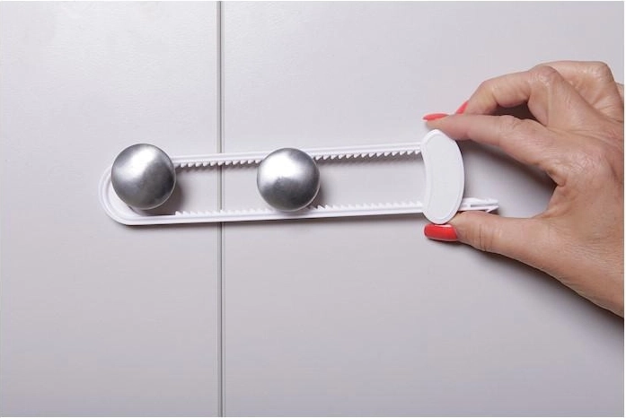 Egyszerű és gyors rögzítés szerszámok nélkül