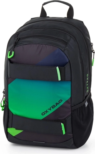 Tartós kialakítás és fényvisszaverő elemek