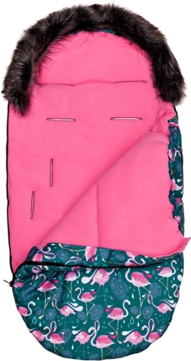 Könnyű hozzáférés a körbefutó cipzárnak köszönhetően