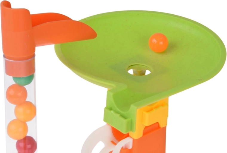 Tölcsér, kanyarok és egyenletes lejtők