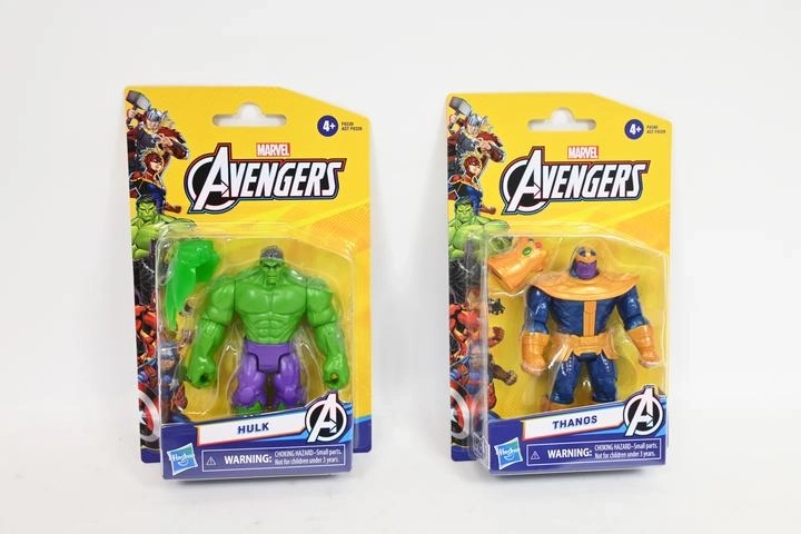 Marvel Avengers akciófigura Hulk vagy Thanos 11 cm