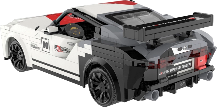 A Toyota GR Supra GT4 versenymegjelenése