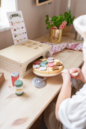 Pizzakemence gazdag kiegészítőkkel