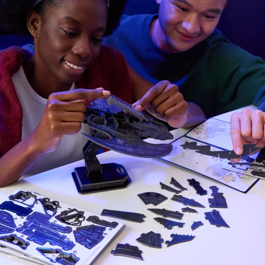 Egyszerű összeszerelés 71 tartós elemből