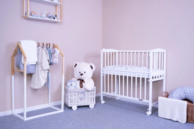 Mobil és stabil, fékezhető kerekekkel