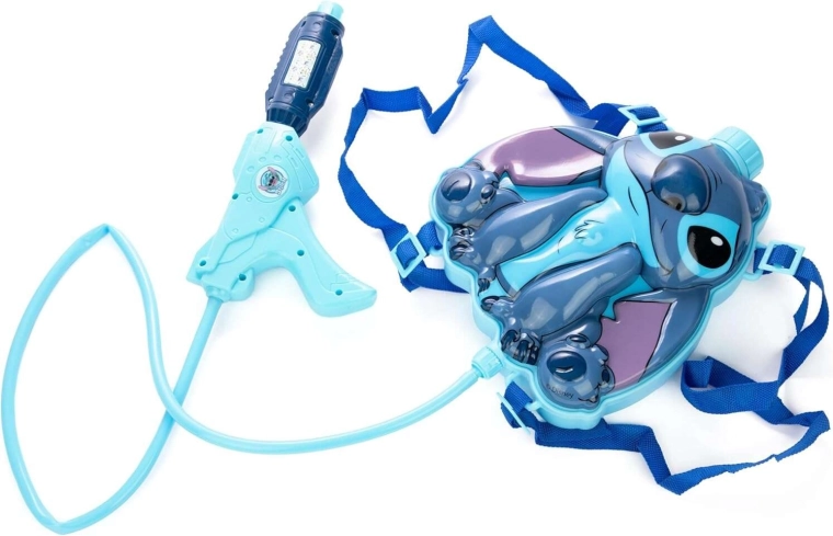 Erős vízsugár a pumpának köszönhetően