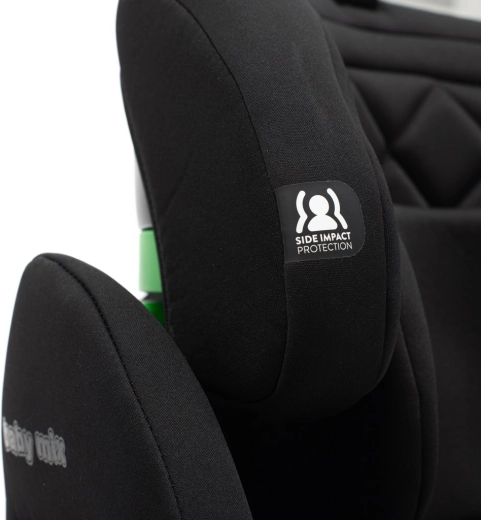 i-Size biztonság és fokozott ütközésvédelem