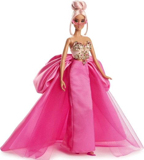 Rózsaszín ruha hosszú uszállyal