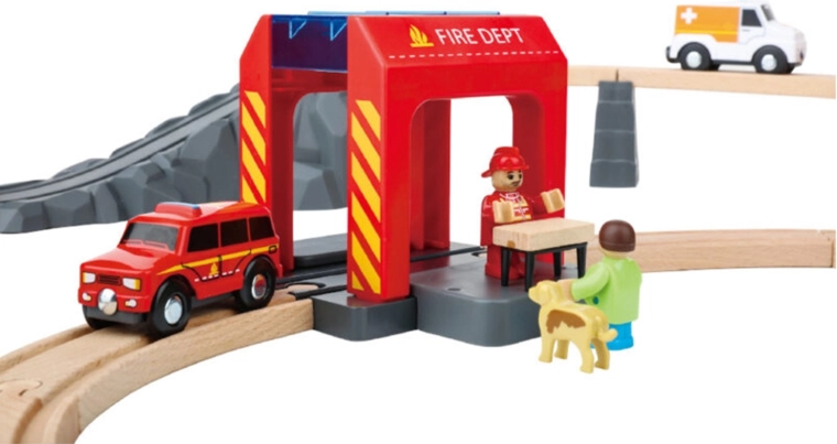 Tűzoltóállomás és akciódús kiegészítők