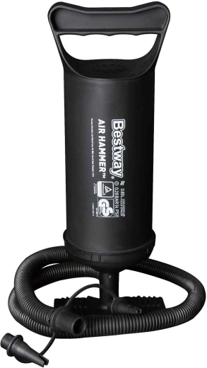 Kézi dugattyús pumpa a csomagban