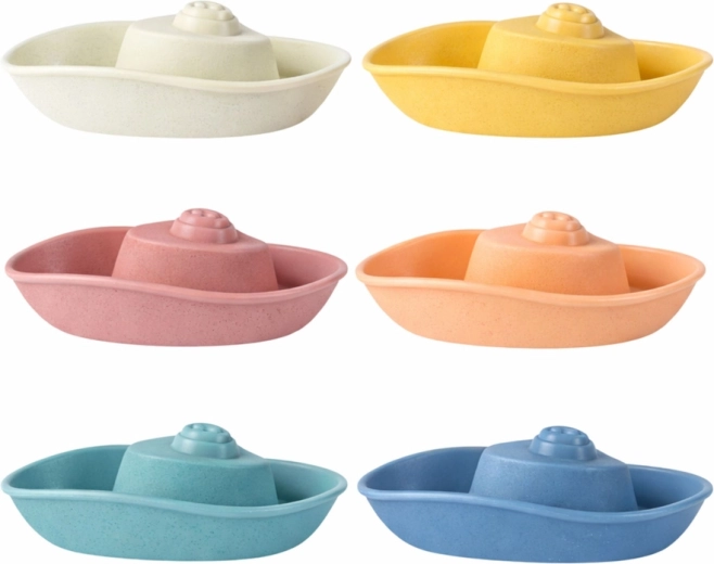 Úszó csónakok kádba és medencébe