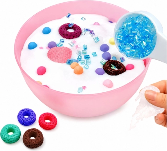 Slime keverése dekorációkkal az egyedi hatásért