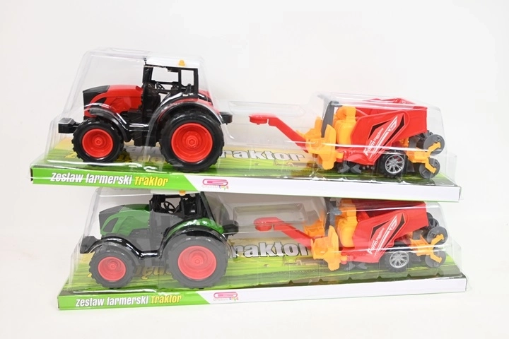 Gyermek traktor mezőgazdasági munkagéppel