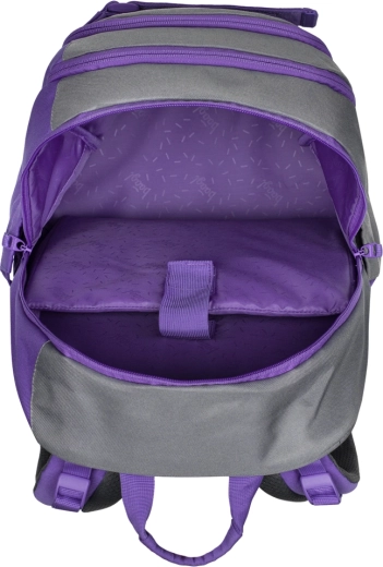 Tökéletes rendszerezés és zseb 15″-os laptophoz